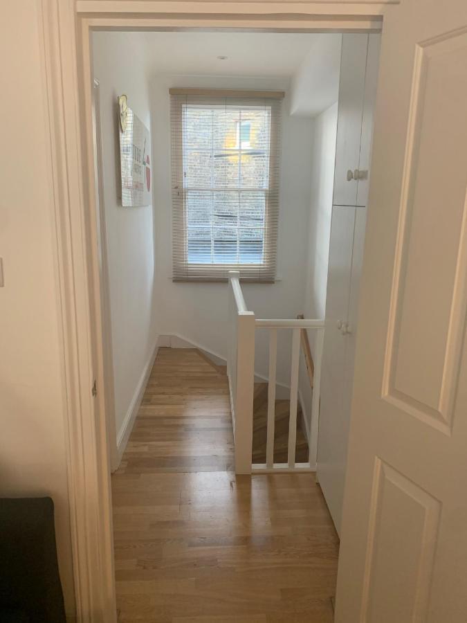 Beautiful One Bedroom Flat In The Heart Of Notting Hill Gate London Exteriör bild