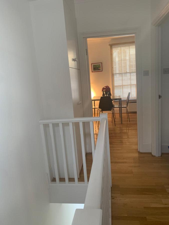Beautiful One Bedroom Flat In The Heart Of Notting Hill Gate London Exteriör bild