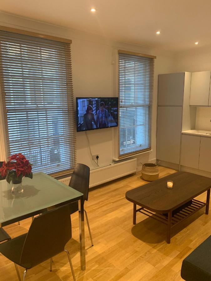 Beautiful One Bedroom Flat In The Heart Of Notting Hill Gate London Exteriör bild
