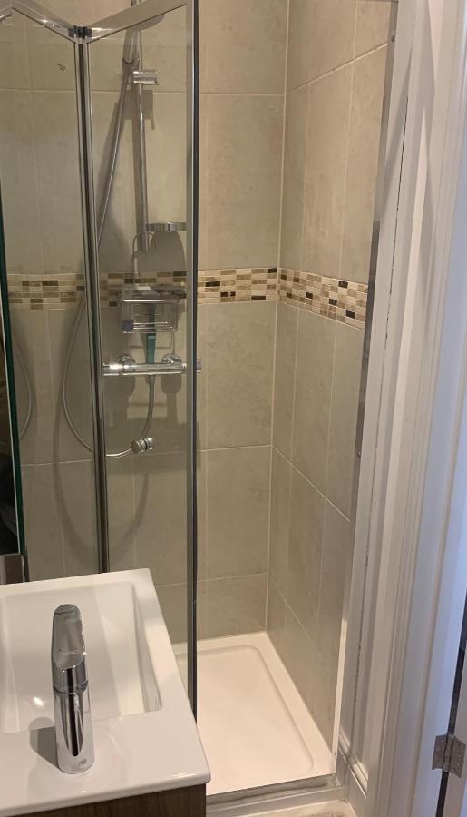 Beautiful One Bedroom Flat In The Heart Of Notting Hill Gate London Exteriör bild