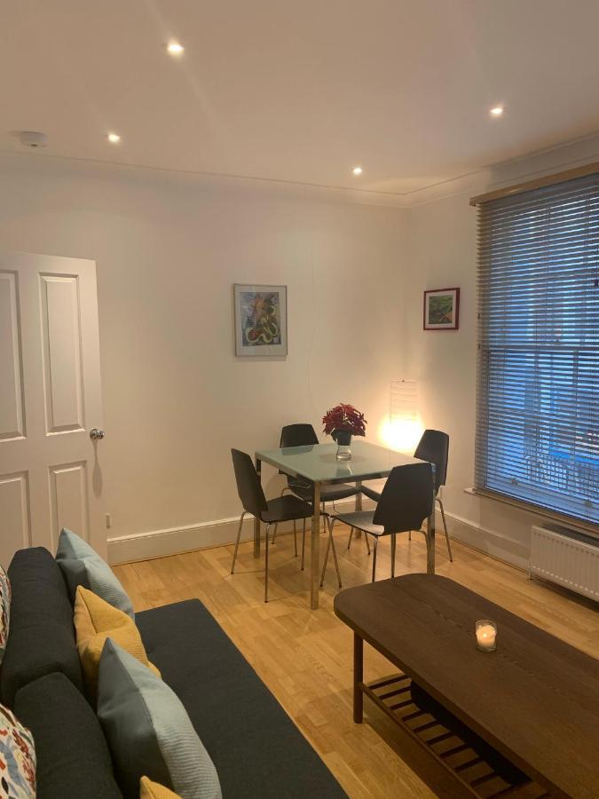 Beautiful One Bedroom Flat In The Heart Of Notting Hill Gate London Exteriör bild